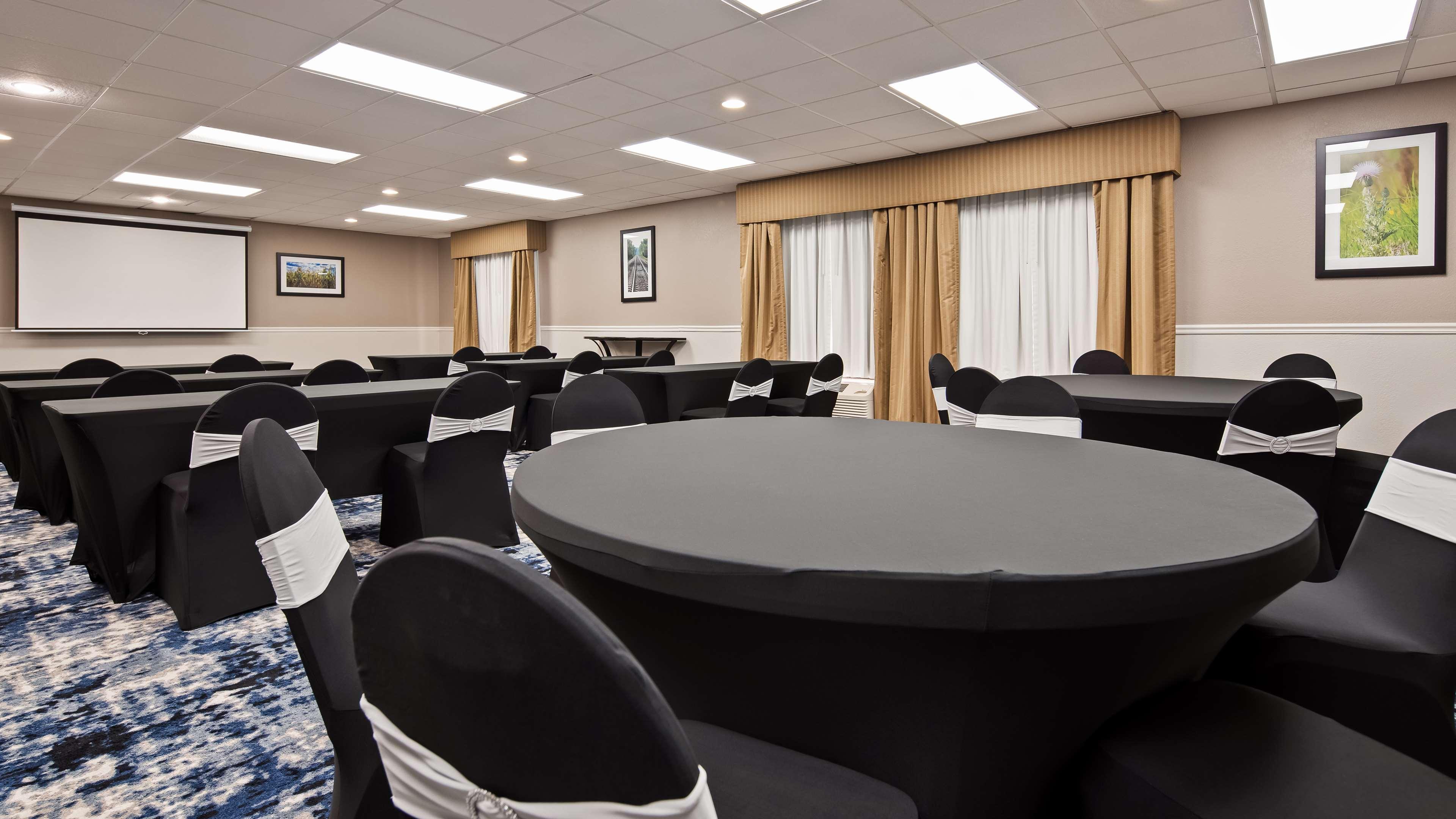 Best Western Plus Kansas City Airport - Kci East Εξωτερικό φωτογραφία