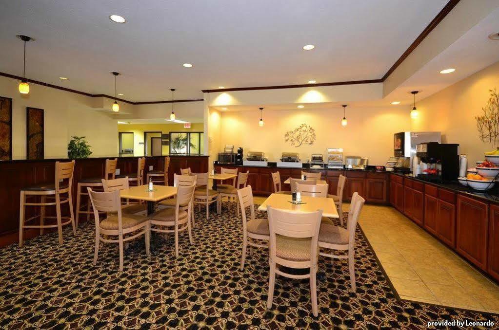 Best Western Plus Kansas City Airport - Kci East Εξωτερικό φωτογραφία