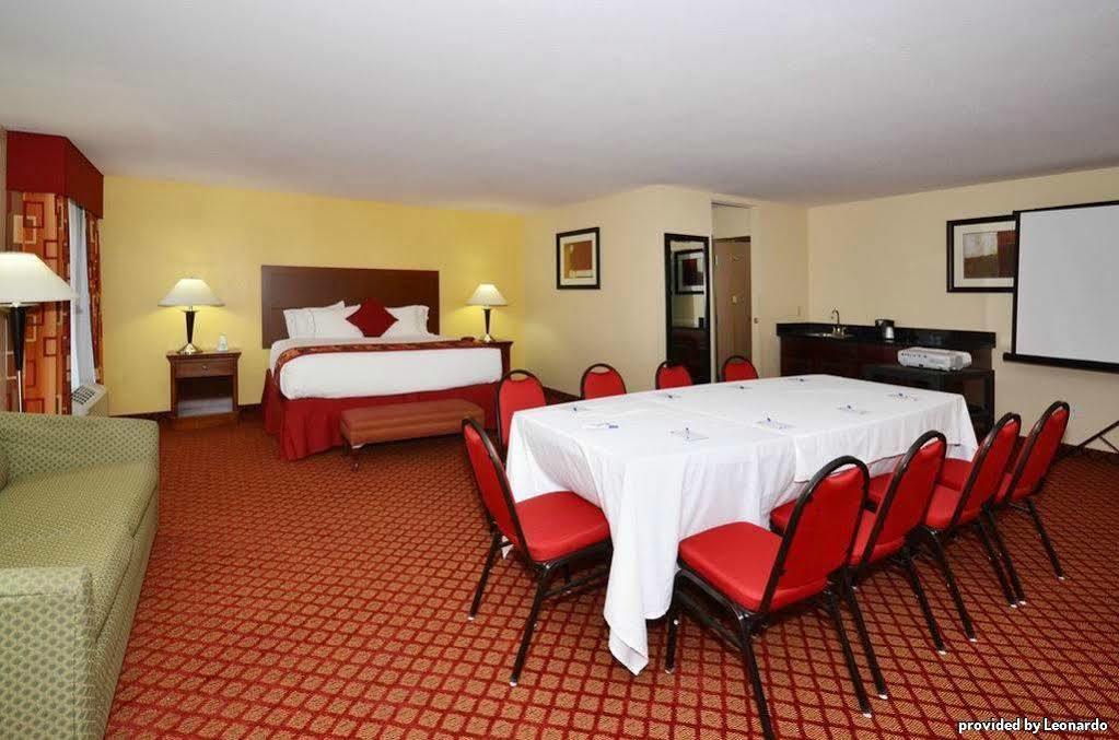 Best Western Plus Kansas City Airport - Kci East Εξωτερικό φωτογραφία